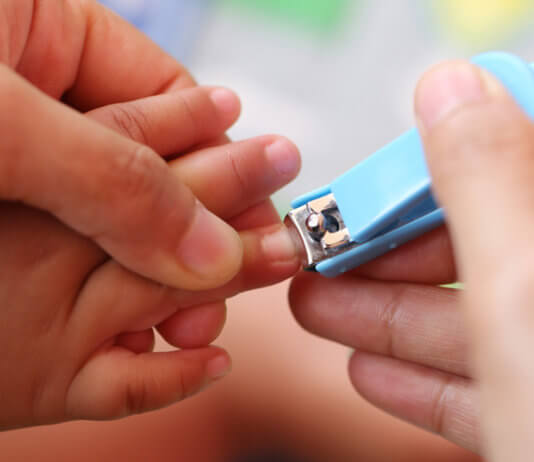 Cutting Baby’s Nails – How To Cut Newborn’s Nails Cutting Baby's Nails - How To Cut Newborn's Nail