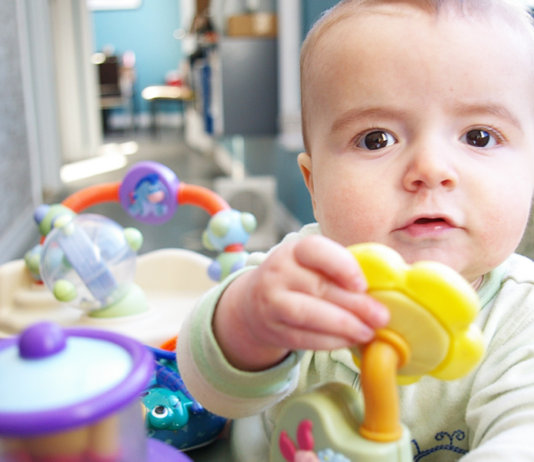 All About Health And Development of 10 Months Old Baby All About Health And Development of 10 month Old Baby