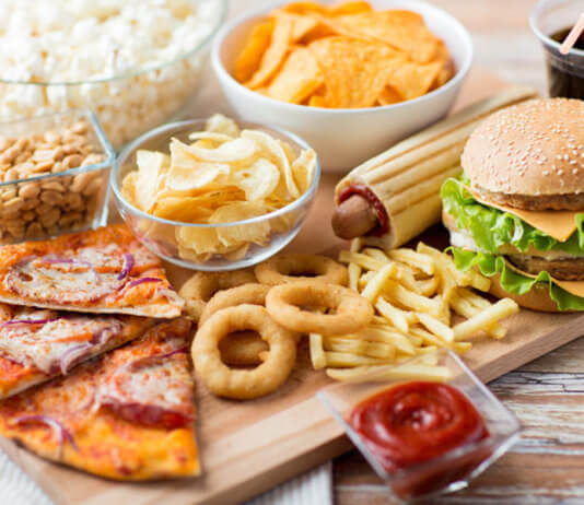Pregnancy Diet - List of Foods To Avoid In Pregnancy