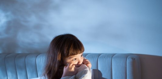 How Can I Help My Child To Overcome The Fear Of Darkness?