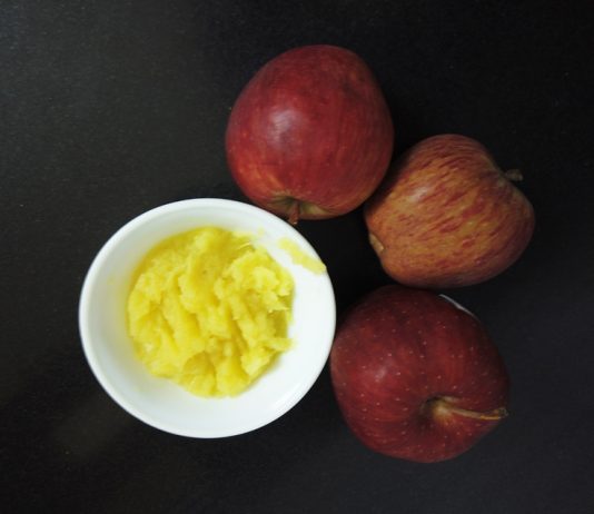 How to prepare apple puree for your baby